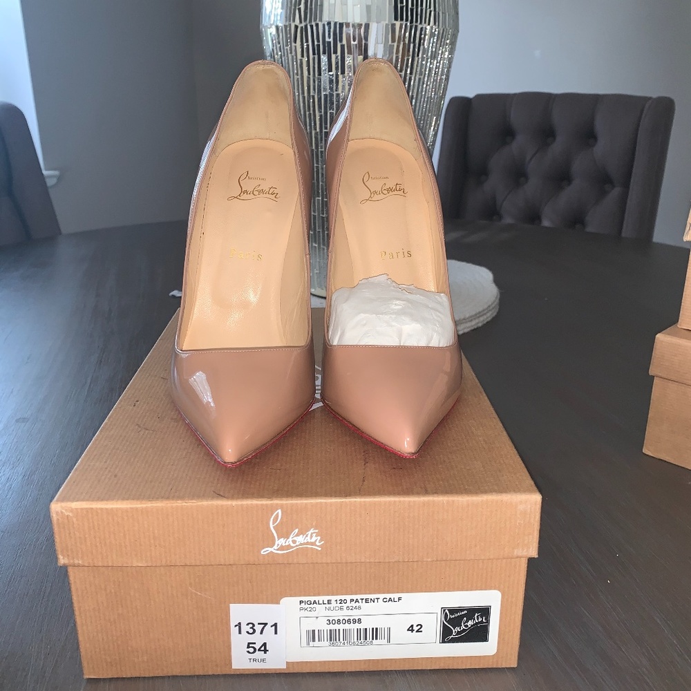 AUTHENTIC!!! Christian  Louboutin Pigalle 120 Patent Nude SIZE 42
